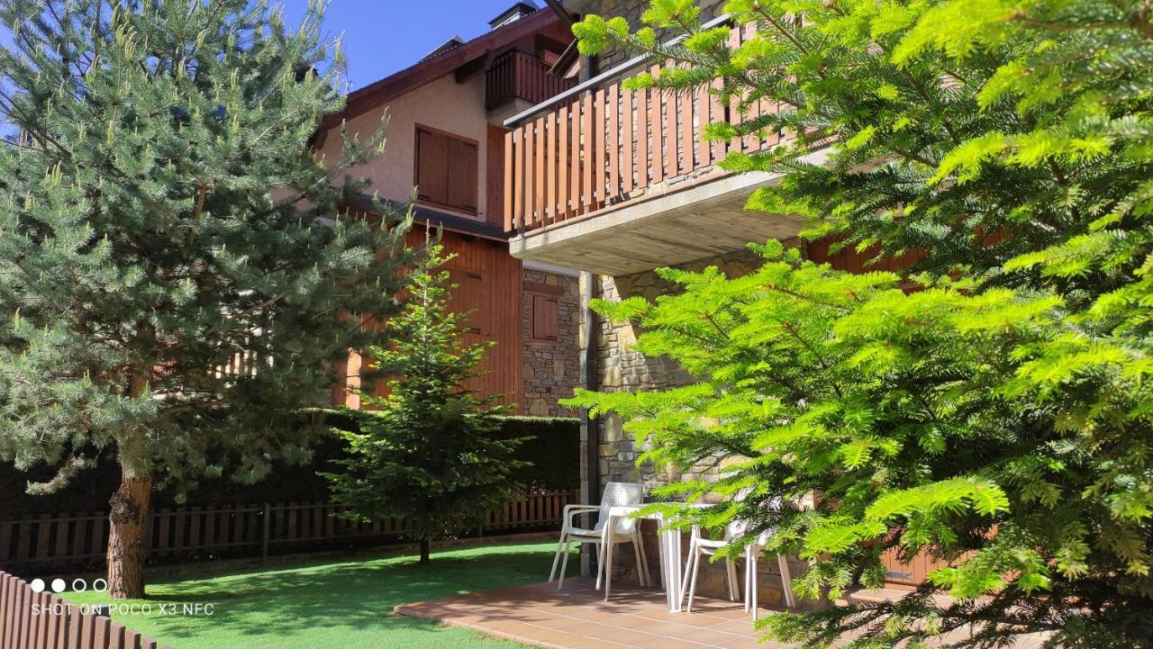 Apartmentsuitespain Baqueira Jardin Esterri d'Àneu Exterior foto