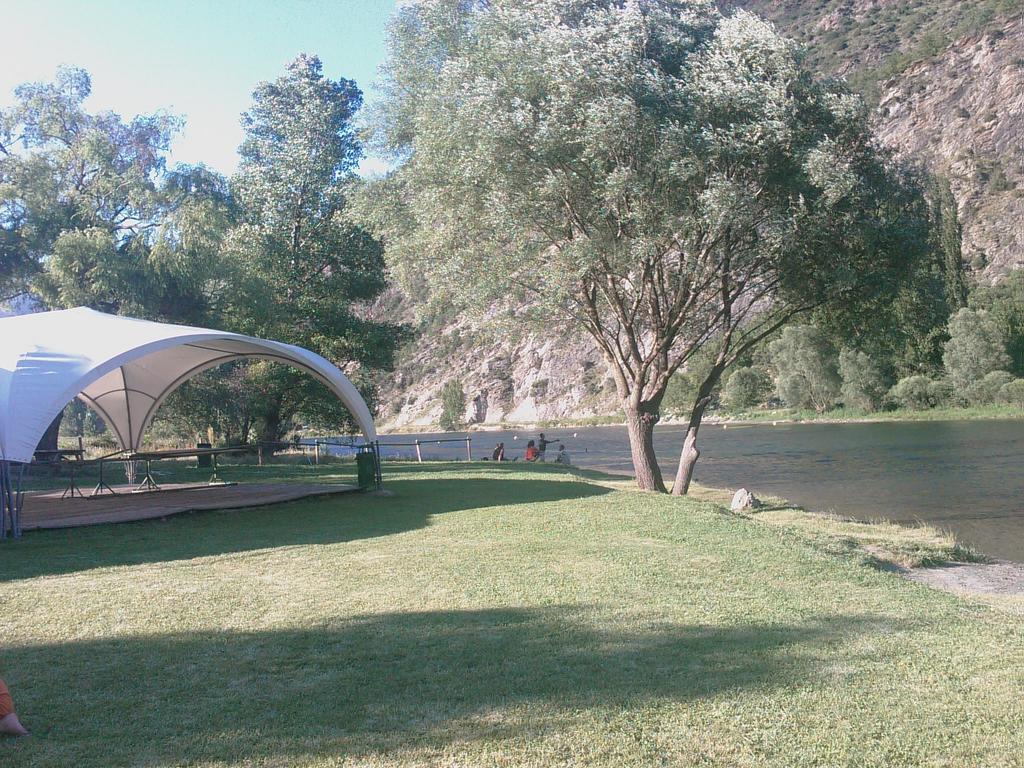 Apartmentsuitespain Baqueira Jardin Esterri d'Àneu Habitación foto